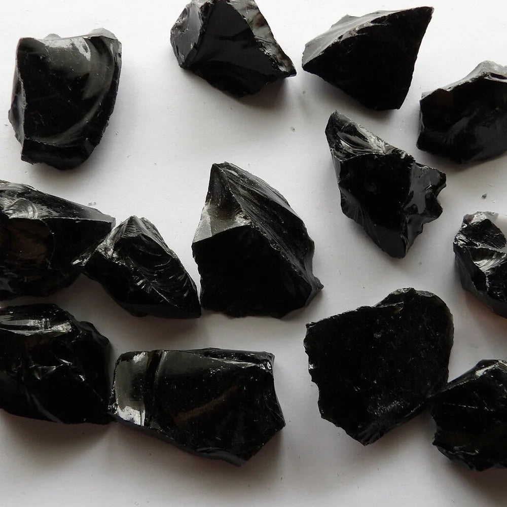 Obsidiana Natural Irregular Bruta / Quartzo Bruto / Pedras / Rocha Mineral / Amostra Decorativa / Pedra